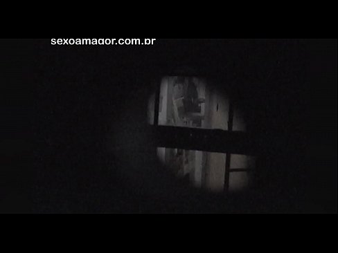 ❤️ 블론디는 중공 벽돌 뒤에 숨겨진 이웃 뱃사공에 의해 비밀리에 비디오에 녹화됩니다. 포르노 vk ko.liporno.ru에서 ☑